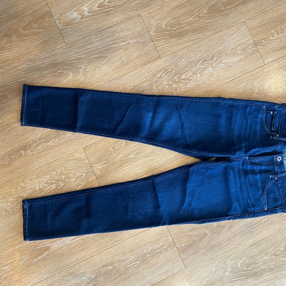 Woman’s AG jeans. Cigarette straight size 28R..like new - Picture 6 of 6
